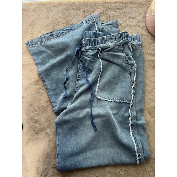Tractr Womens Indigo-Dyed Wide-Leg Denim Pants With Drawstring Waist & Frayed Po - Picture 7 of 8